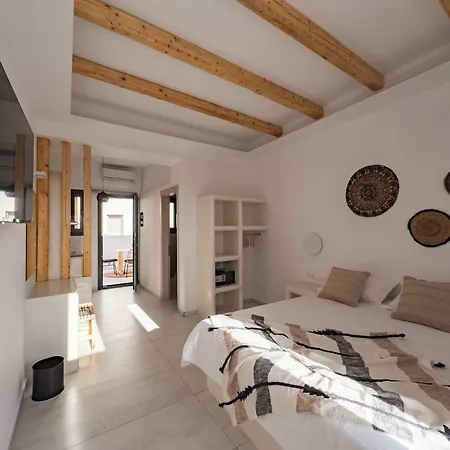 Alonia Lägenhetshotell Naousa