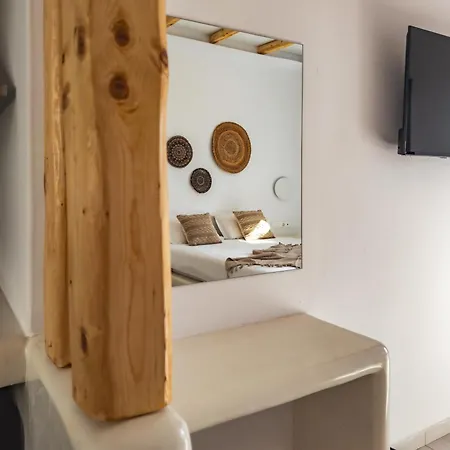 アパートホテル Alonia 4*