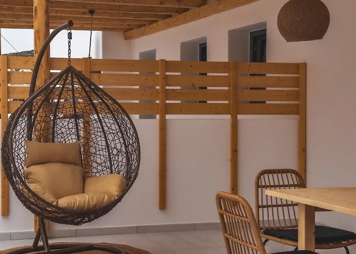 Alonia アパートホテル 4*