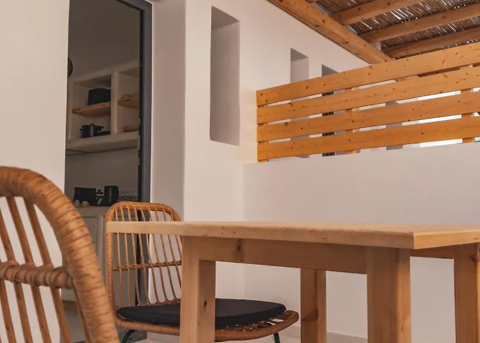 Alonia アパートホテル 4*